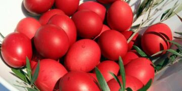 «Πασχαλινό τραπέζι» σε άστεγους και άπορους