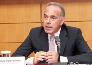 Αρβανιτόπουλος: Από Σεπτέμβριο η αξιολόγηση των εκπαιδευτικών