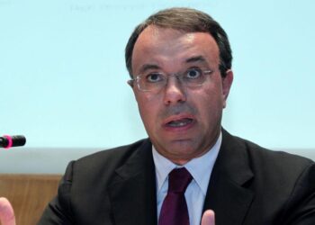 Ποιοί και πότε θα πάρουν το κοινωνικό μέρισμα