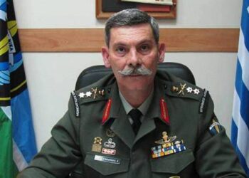 Ο Αντιστράτηγος Ελευθέριος Συναδινός, τ. Διευθυντής Ειδικών Δυνάμεων του Ελληνικού Στρατού υποψήφιος ευρωβουλευτής με τη Χρυσή Αυγή