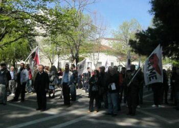 Η ελληνική κωμωδία «Φτυστός ο Μακαρίτης» στην Κοζάνη