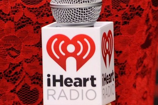 Σινγκλ του Μάικλ Τζάκσον στα μουσικά βραβεία iHeartRadio