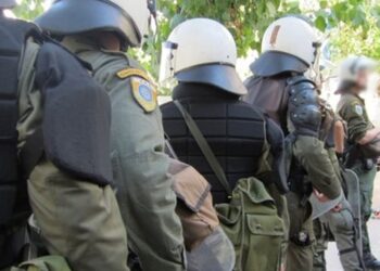 ΕΛΑΣ: Επισφαλή συμπεράσματα για τα υψηλά ποσοστά αστυνομικών που ψήφισαν ΧΑ