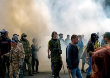 Εμφύλιος λίγο πριν από τις εθνικές εκλογές