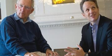 Απίστευτος Σόιμπλε: Πρέπει να «καεί» η Ελλάδα, για να σωθεί η Ευρώπη