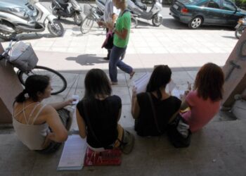 450 ως 600 ευρώ το μήνα σε ανέργους – Νέα προγράμματα του ΟΑΕΔ