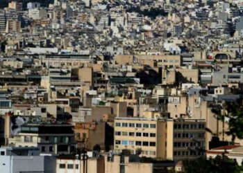 Δεύτερη πιο υποτιμημένη η αγορά κατοικίας στην Ελλάδα, μετά της Ιαπωνίας