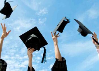 Τελετή ορκωμοσίας των αποφοίτων των τμημάτων της Σχολής Τεχνολογικών Εφαρμογών του Τ.Ε.Ι Δυτικής Μακεδονίας