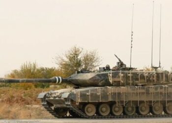 Sueddeutsche Zeitung: Πρώην βουλευτές του SPD πήραν 5.000.000 ευρώ για τα εξοπλιστικά στην Ελλάδα