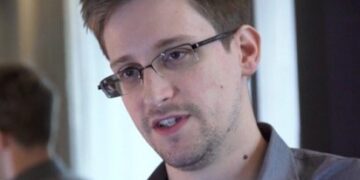 Γερμανία: Επίτιμος διδάκτορας ο Σνόουντεν;