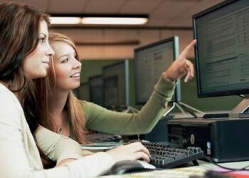 «Συνωστισμός» στην τράπεζα των θεμάτων