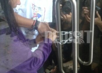Κάνει πίσω το ΥΠΟΙΚ για τις καθαρίστριες