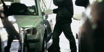 Θεσσαλονίκη: Διέρρηξε 11 αυτοκίνητα μέσα σε λίγες ώρες