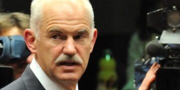 Παπανδρέου: Με αποκαλούσαν όλοι προδότη