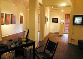 Στο Εκπαιδευτικo Κέντρο Ψυχολογiα – Τeχνη: Υποτροφίες για την απόκτηση μεταπτυχιακού τίτλου στην Art Therapy 2014 -’15