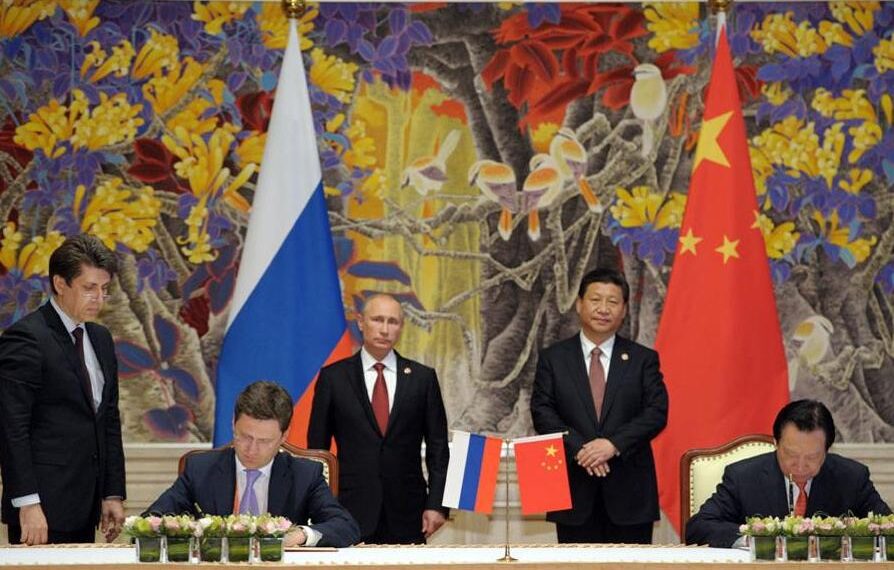 Συμφωνία-μαμούθ Ρωσίας με Κίνα για φυσικό αέριο