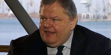 Βενιζέλος: Αν αποδοκιμαστεί η Ελιά, δεν θα πάω στον Σαμαρά, αλλά κατευθείαν στον Παπούλια