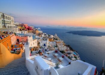 Lonely Planet: Η Ελλάδα ο κορυφαίος ευρωπαϊκός προορισμός για το 2014