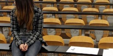 Τέλος οι αιώνιοι φοιτητές το Σεπτέμβριο -Λοβέρδος: Θα καθαρίσουν τα μητρώα ΑΕΙ και ΤΕΙ