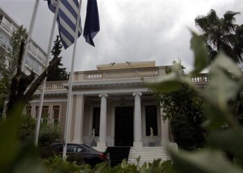 Παρεμβάσεις «ταχείας απόδοσης» αναζητά η κυβέρνηση