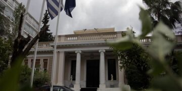 Παρεμβάσεις «ταχείας απόδοσης» αναζητά η κυβέρνηση