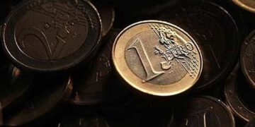 Νέα εισοδηματικά κριτήρια για το κοινωνικό μέρισμα