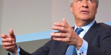 Στην Αθήνα ο διευθύνων σύμβουλος της JP Morgan