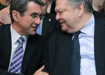 Εβδομάδα ενδοκυβερνητικών τριβών με αιχμή τα ΑΕΙ και ουσία τη διαθεσιμότητα