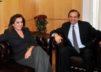 Μυστική συνάντηση είχαν Σαμαράς-Μπακογιάννη