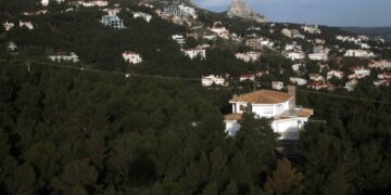 Αυθαίρετα: μισό το πρόστιμο για όσους τα αναβαθμίσουν ενεργειακά