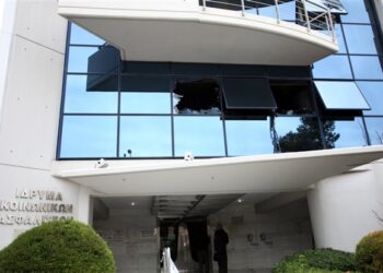 Το ΙΚΑ θα υποβάλει μηνύσεις σε όσους εισπράττουν συντάξεις θανόντων