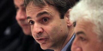 Διάψευση Μητσοτάκη για «light αξιολόγηση»: Το σύστημα είναι το ίδιο για όλους τους δημοσίους υπαλλήλους