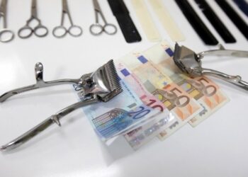 Αναλυτικά παραδείγματα για το πετσόκομα των επικουρικών συντάξεων κατά 5,2%