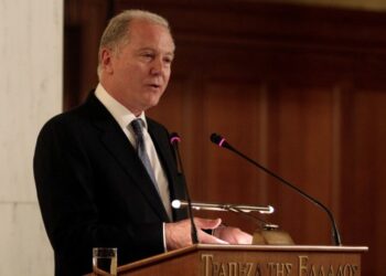 Και ο Προβόπουλος άυπνος – «Δεν ήξερα με ποιό νόμισμα θα ξυπνούσα», είπε ο απερχόμενος διοικητής της ΤτΕ