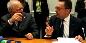 Τα νέα μέτρα του Σόιμπλε και το κούρεμα – Παιχνίδια ενόψει διαπραγμάτευσης