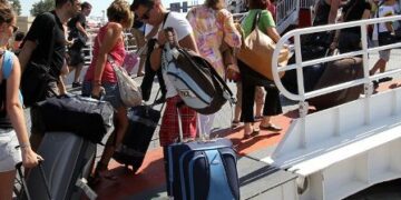 IΝΚΑ: Τρεις στους τέσσερις Έλληνες δεν θα κάνουν φέτος διακοπές