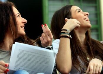 Πανελλήνιες 2014: Οι απαντήσεις σε Αρχαία και Μαθηματικά κατεύθυνσης