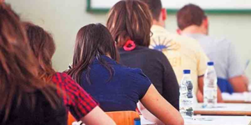 «Λάθος στον αλγόριθμο» ήταν η απάντηση του υπουργείου Παιδείας για τις χαμηλές βαθμολογίες στις εξετάσεις της Α’ Λυκείου