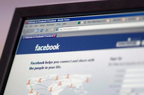 Μυστικό πείραμα. Το Facebook “έπαιξε” με τα συναισθήματά μας