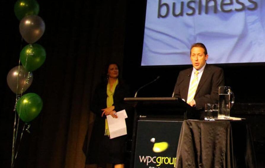 Πρόταση για την ανεργία των νέων στην Ελλάδα, από Αυστραλία