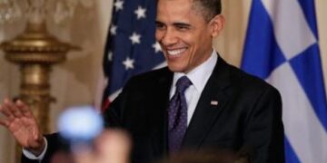 Μήνυμα στήριξης από Ομπάμα για ανάπτυξη στην Ελλάδα