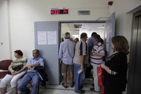 Πολεμήστε την γραφειοκρατία των Ταμείων: Πώς να βγείτε πιο γρήγορα στη σύνταξη