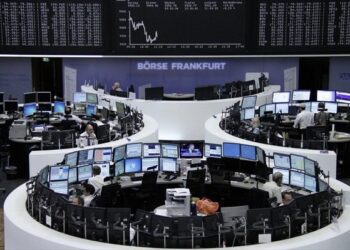 Διευρύνονται οι απώλειες στις ευρωαγορές