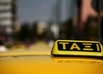 Με κινητοποιήσεις απειλούν οι αυτοκινητιστές ταξί