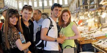 «Με την ελληνική μυθολογία μεγαλώσαμε»