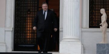 Σύσκεψη στο Μαξίμου για το θέμα της «μικρής» ΔΕΗ