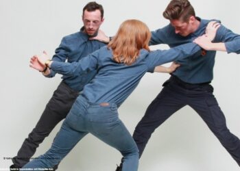 Παράσταση: «Ή σε ποιόν ανήκει ο κόσμος», στην Κατερίνη