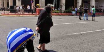 Ξυπόλυτη περιφερειακή υπερδύναμη η Ψωροκώσταινα