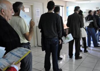 Πρόστιμα-«φωτιά» για το πόθεν έσχες