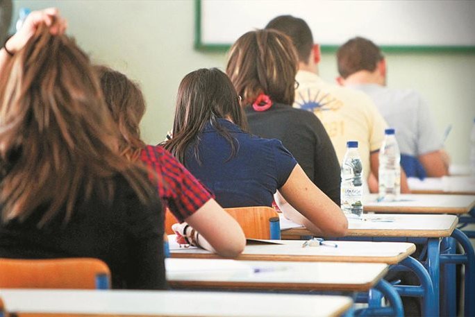 Τράπεζα Θεμάτων: Στον Εισαγγελέα στέλνει την υπόθεση ο Λοβέρδος